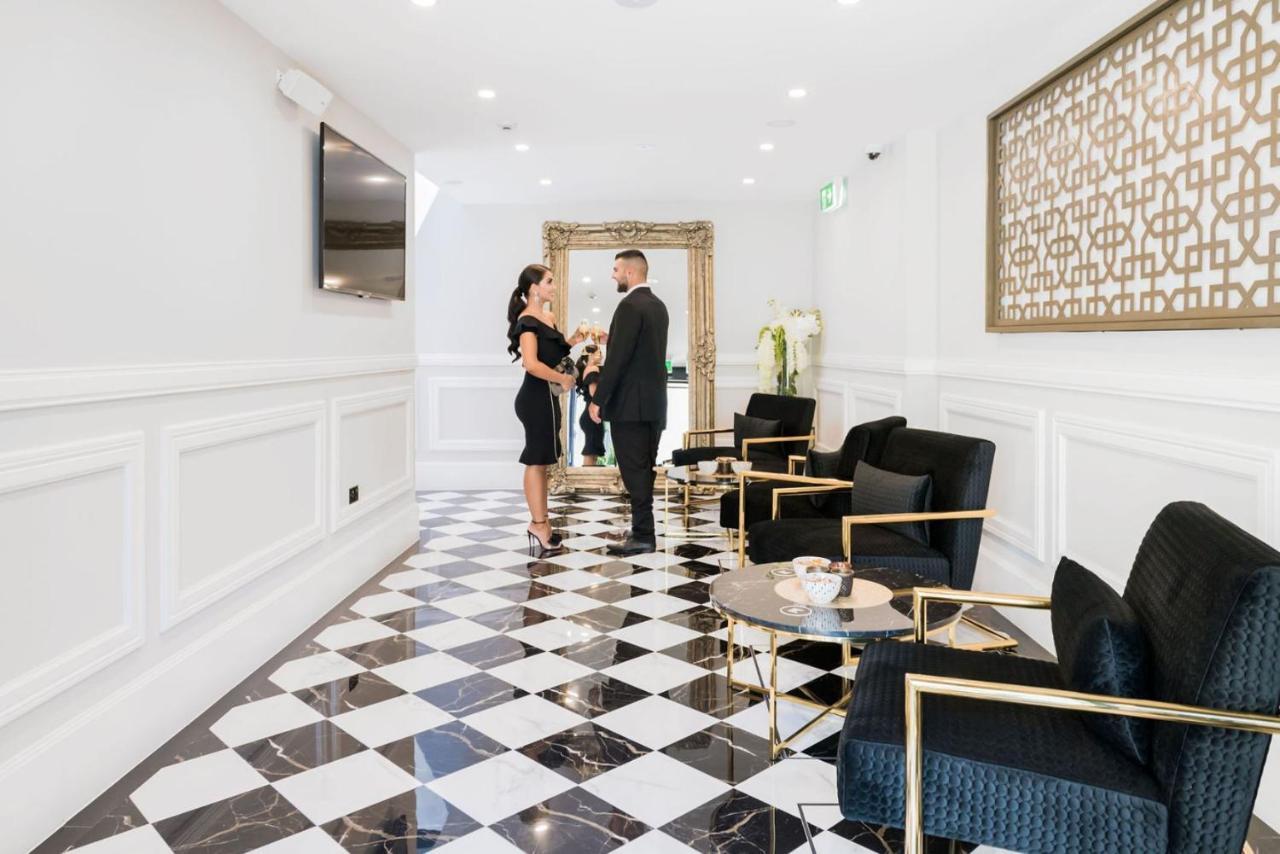 Holiday Inn & Suites - Parramatta Marsden Street By Ihg Sydney Exterior photo