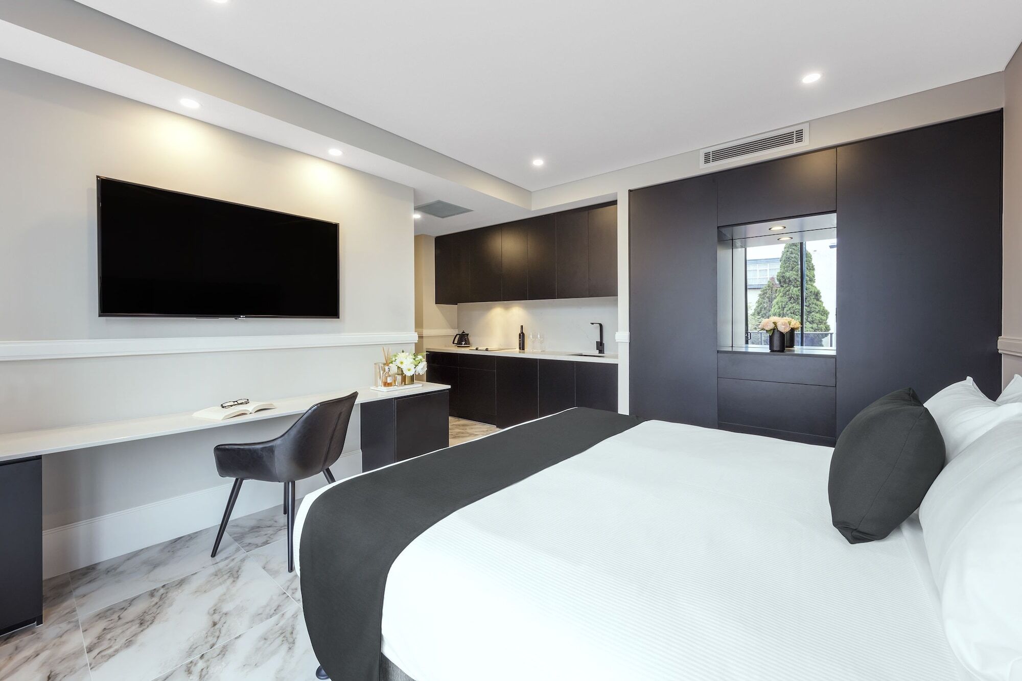 Holiday Inn & Suites - Parramatta Marsden Street By Ihg Sydney Exterior photo
