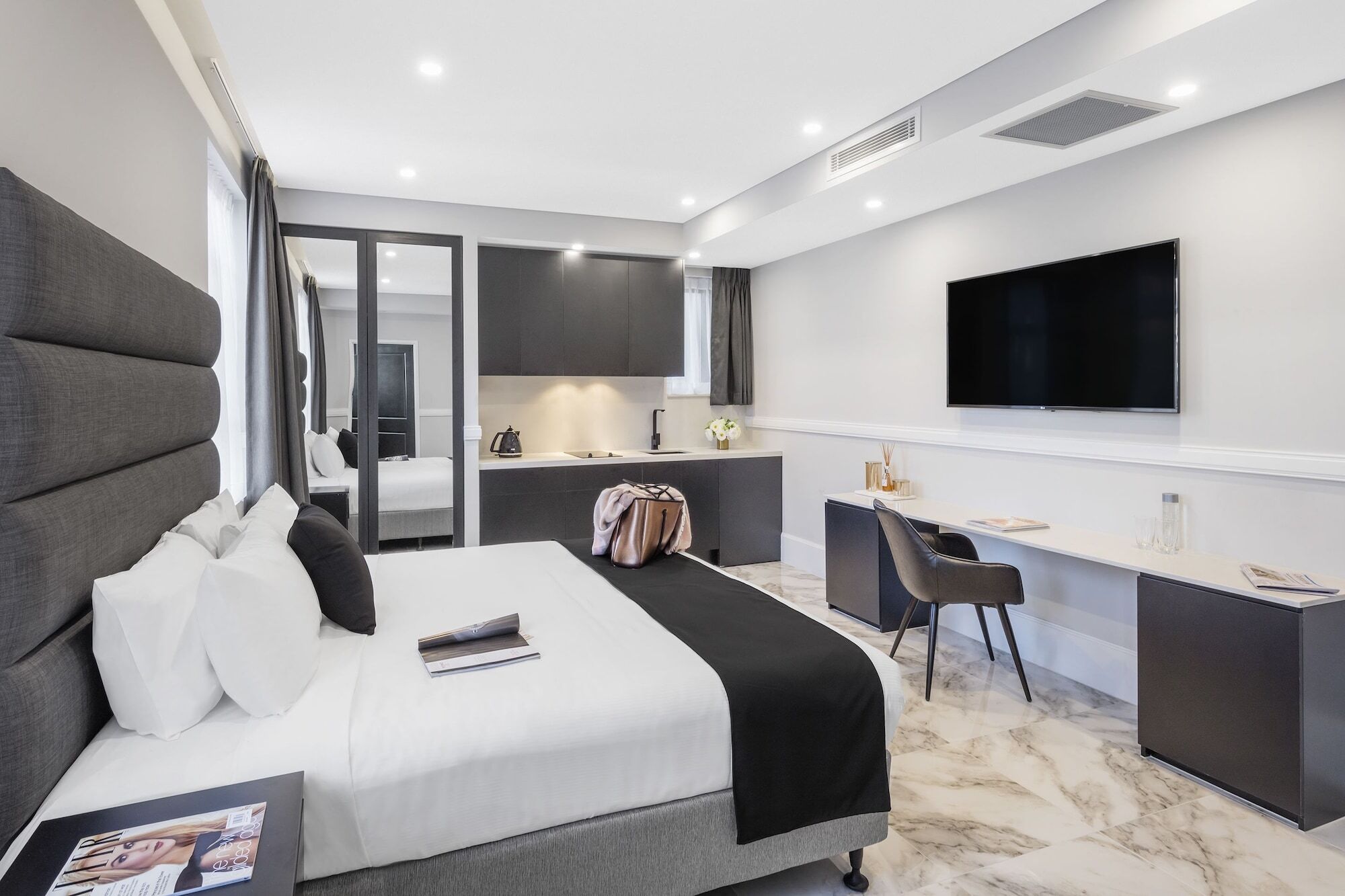 Holiday Inn & Suites - Parramatta Marsden Street By Ihg Sydney Exterior photo
